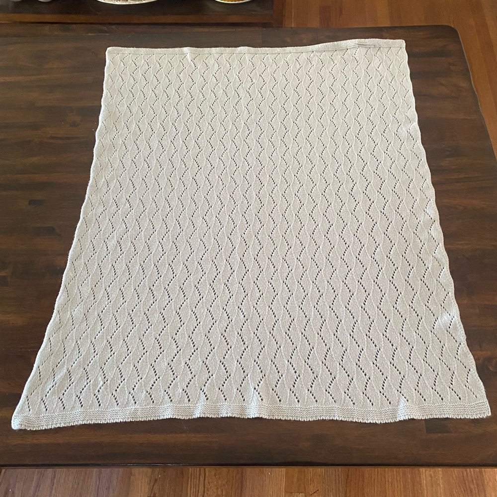 Pottery Barn Kids Pointelle Knit Baby Blanket - Picture 4 of 6